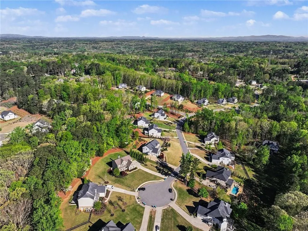 10130 Peaks Parkway Milton, GA 30004