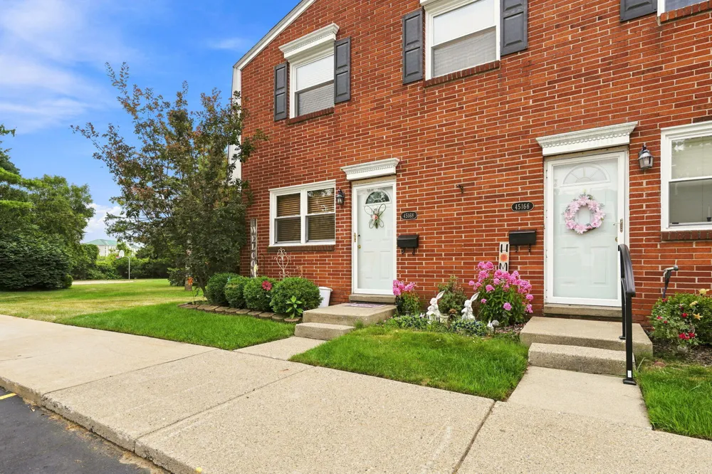 45168 Kensington Street Utica City, MI 48317