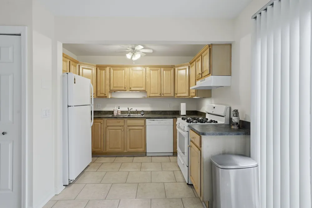 45168 Kensington Street Utica City, MI 48317