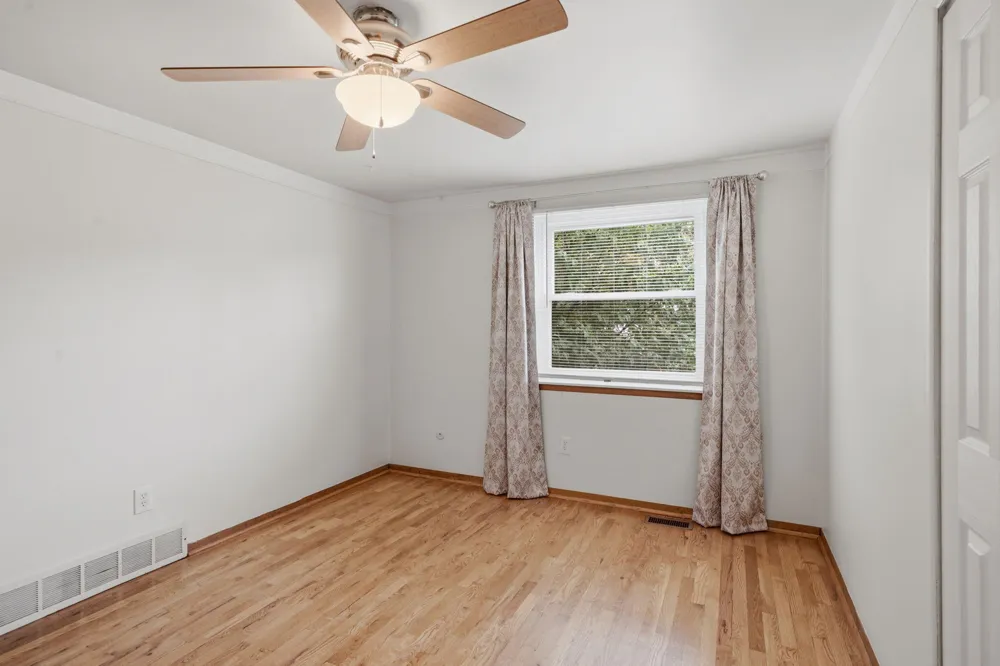 45168 Kensington Street Utica City, MI 48317