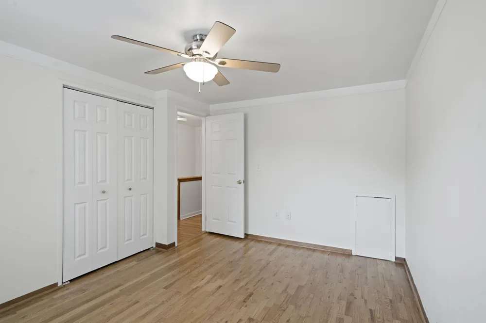 45168 Kensington Street Utica City, MI 48317