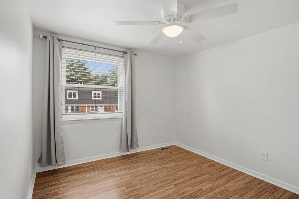 45168 Kensington Street Utica City, MI 48317
