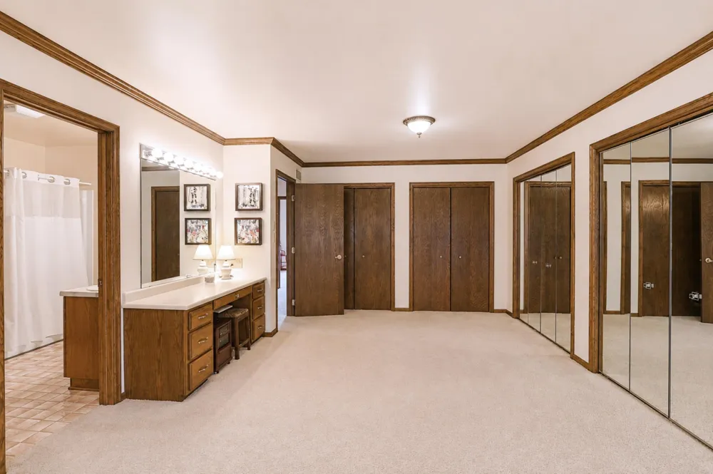 2701 4th Avenue NW Austin, MN 55912