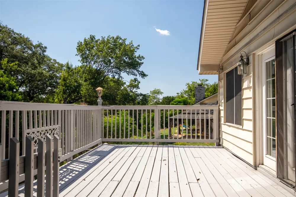 2325 Lake Ridge Circle Waco, TX 76710