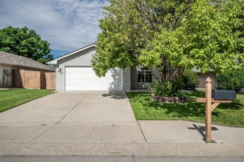 837 Ardath Lane