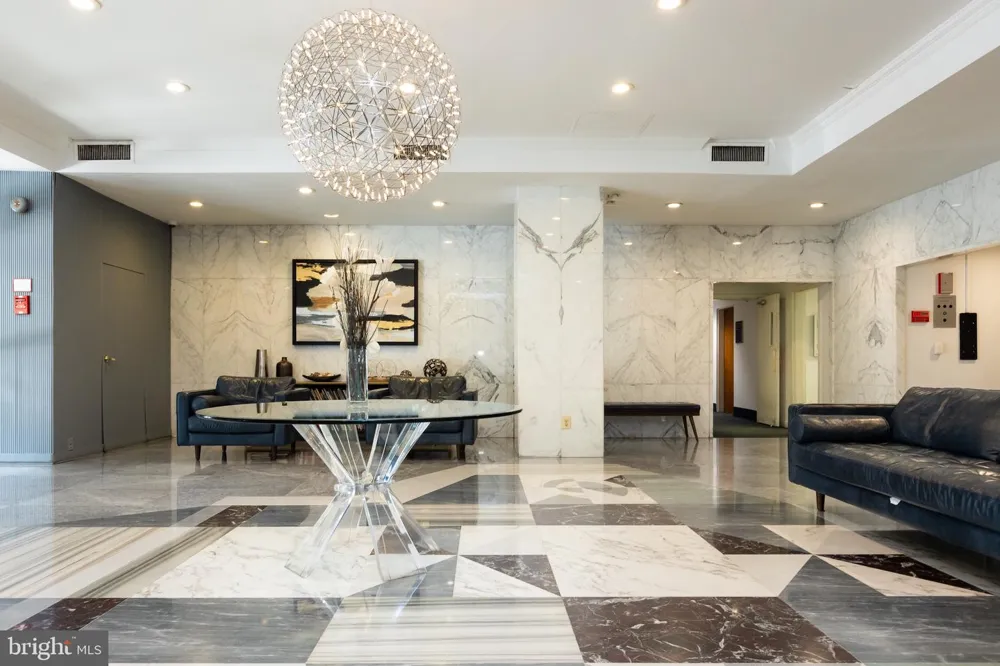 730 24TH ST NW NW Washington, DC 20037