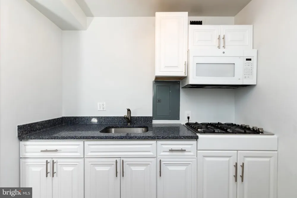730 24TH ST NW NW Washington, DC 20037