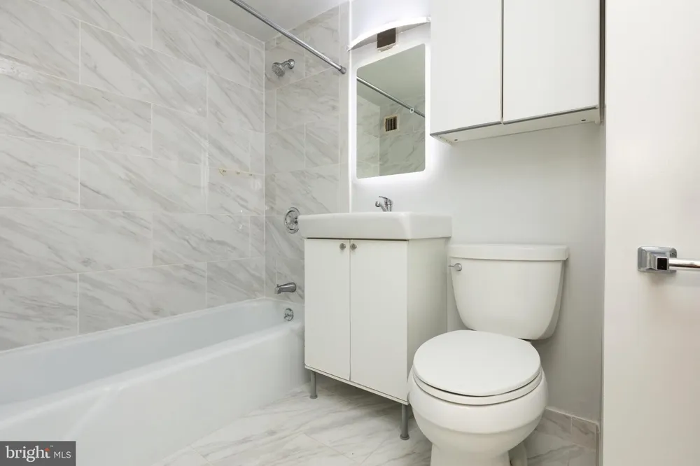 730 24TH ST NW NW Washington, DC 20037