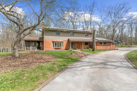 2854 Parkridge Drive