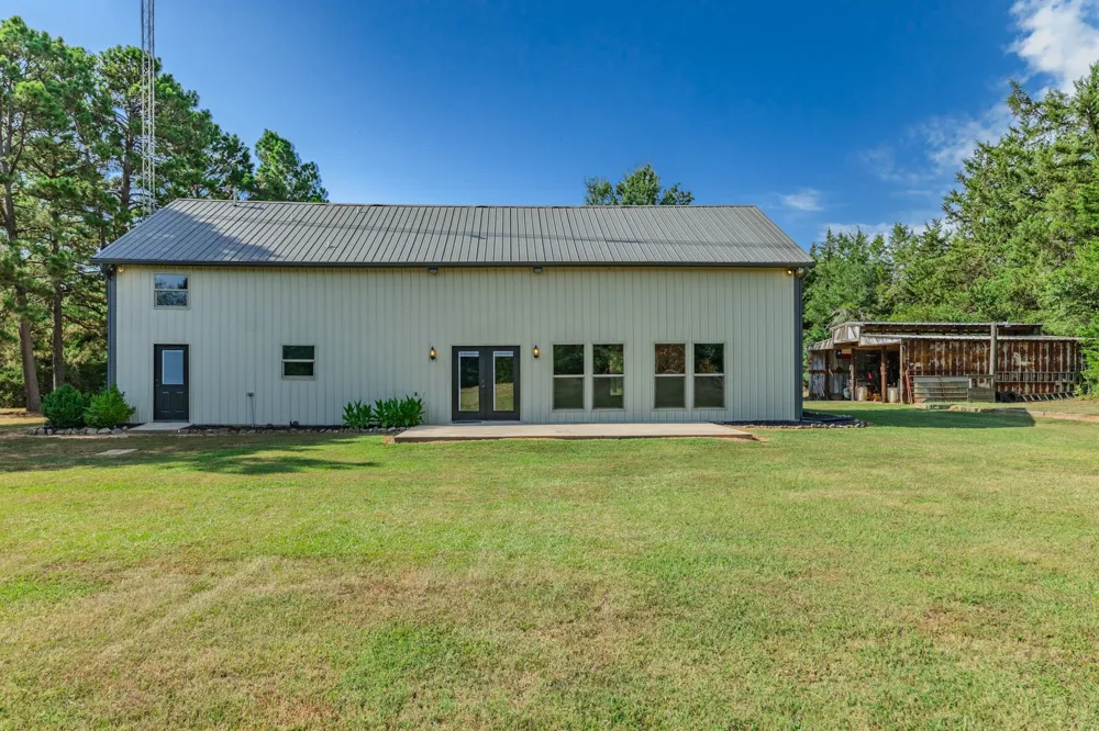 2631 County Road 2400 Pickton, TX 75471