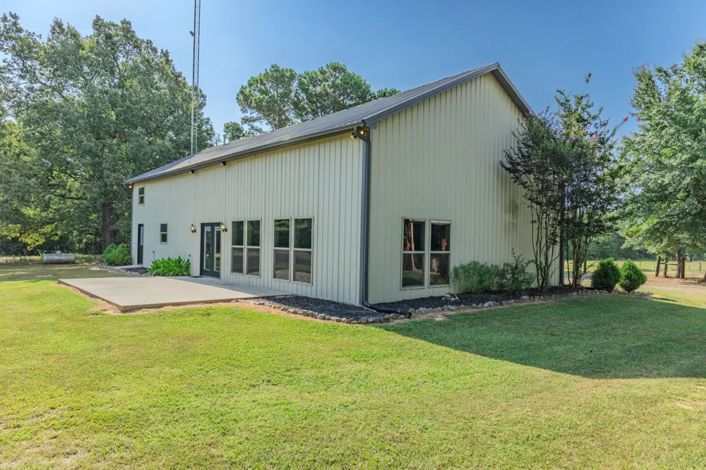 2631 County Road 2400 Pickton, TX 75471