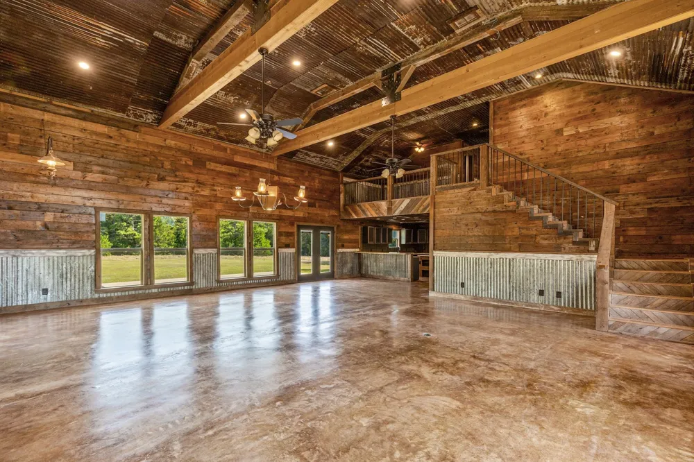2631 County Road 2400 Pickton, TX 75471