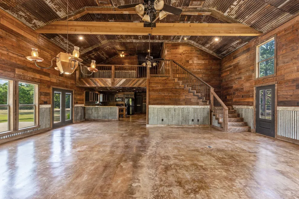 2631 County Road 2400 Pickton, TX 75471