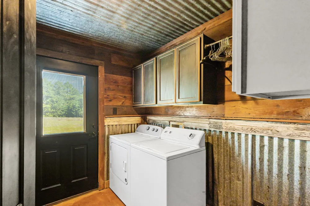 2631 County Road 2400 Pickton, TX 75471