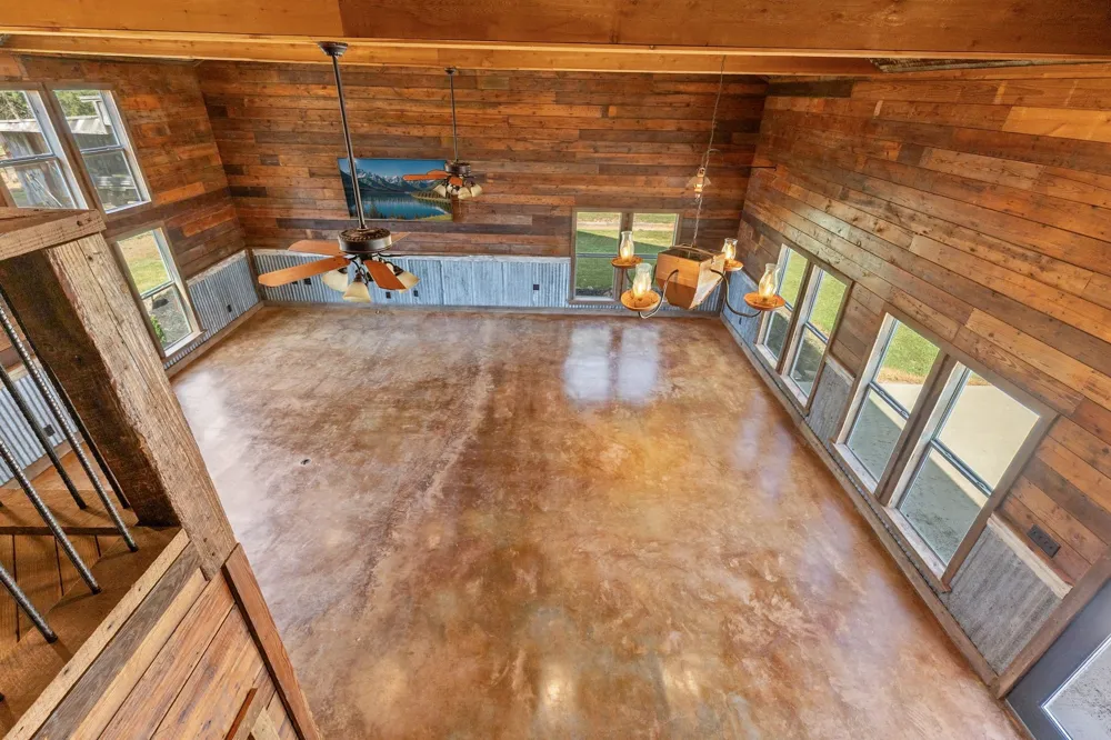 2631 County Road 2400 Pickton, TX 75471