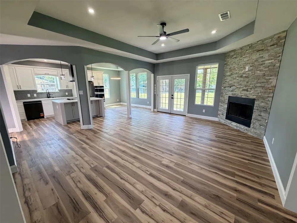 302 E Travis Street Leonard, TX 75452