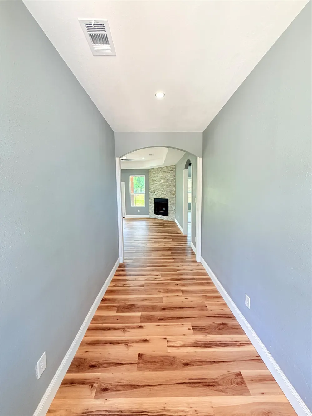 302 E Travis Street Leonard, TX 75452