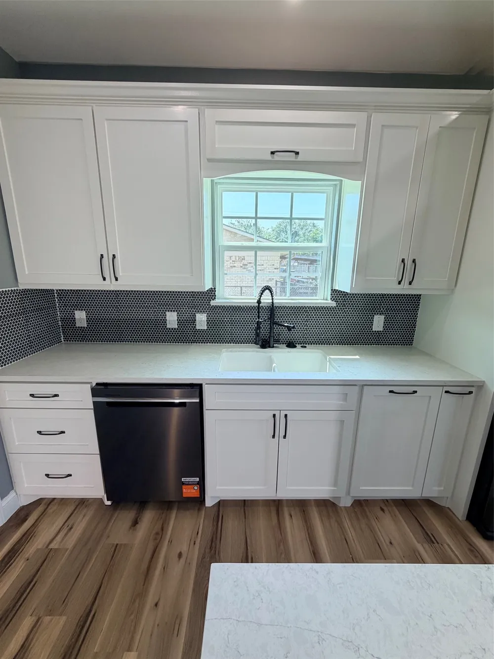 302 E Travis Street Leonard, TX 75452