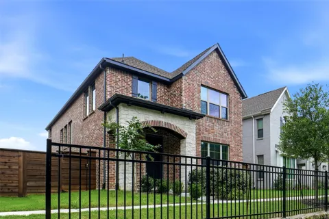 1808 Sierra Rose Trace