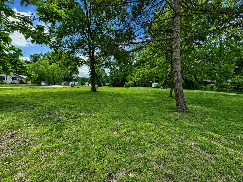 3320 S Pipestone Road Sodus, MI 49126
