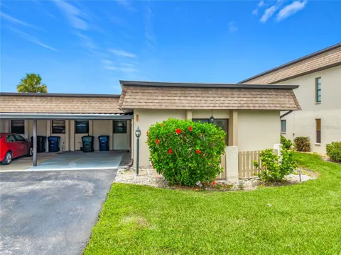 1716 LAKESIDE DRIVE #1714B