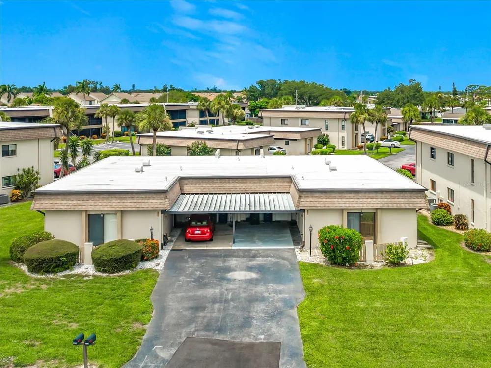 1716 LAKESIDE DRIVE #1714B Venice, FL 34293