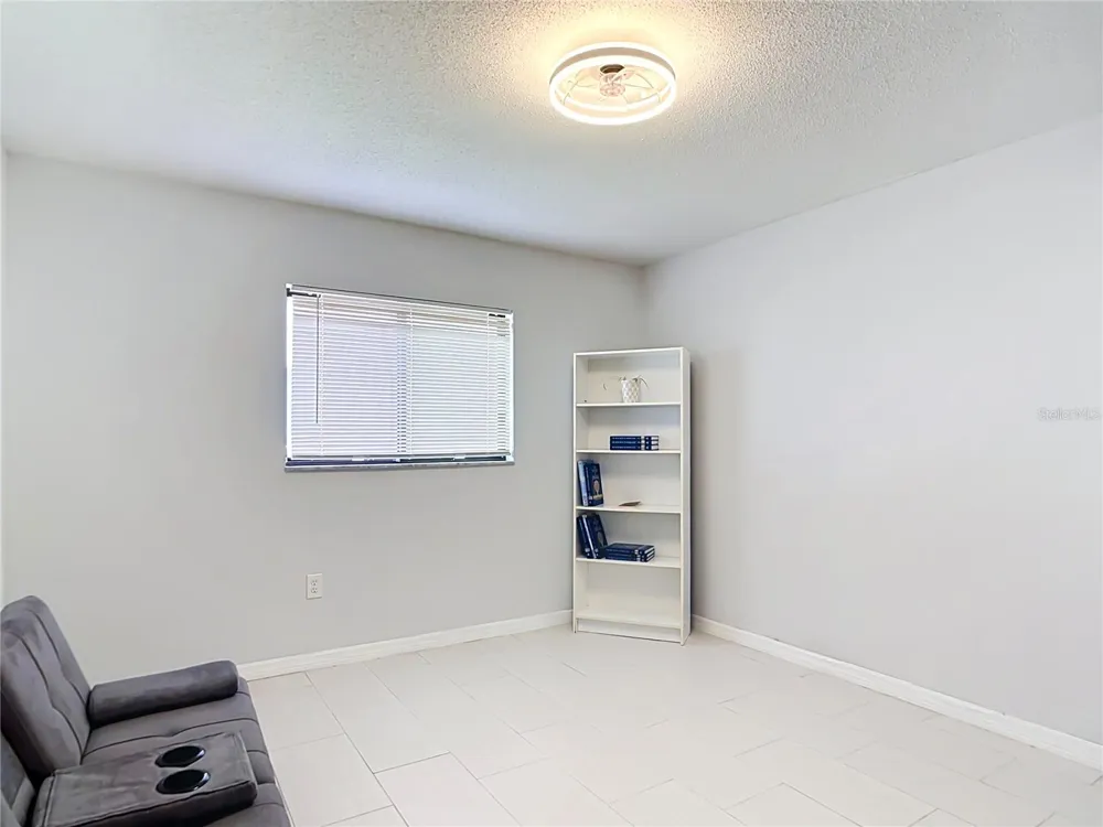 1716 LAKESIDE DRIVE #1714B Venice, FL 34293