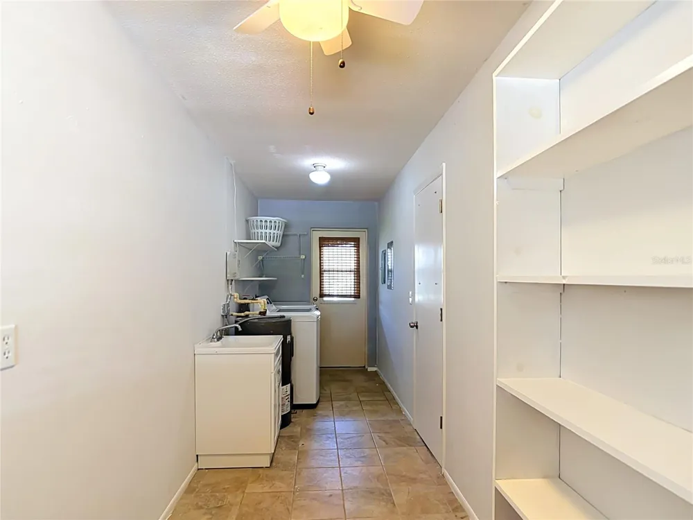 1716 LAKESIDE DRIVE #1714B Venice, FL 34293