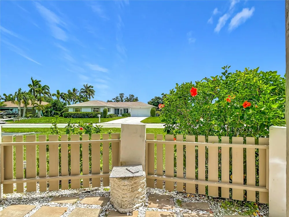 1716 LAKESIDE DRIVE #1714B Venice, FL 34293