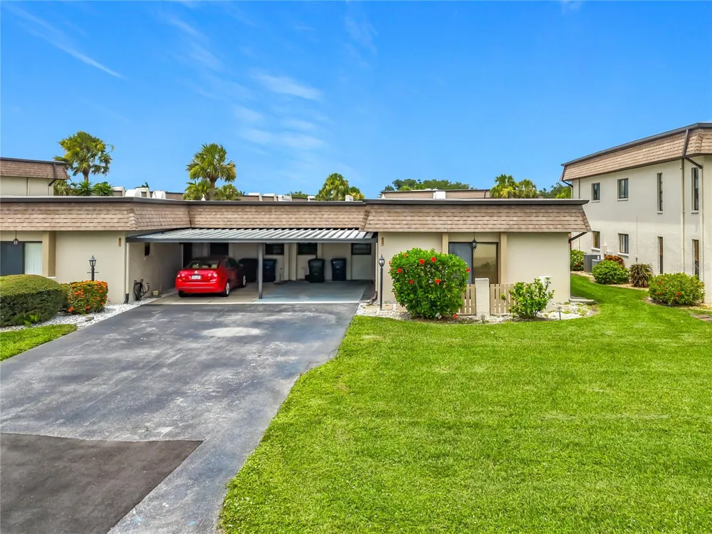 1716 LAKESIDE DRIVE #1714B Venice, FL 34293