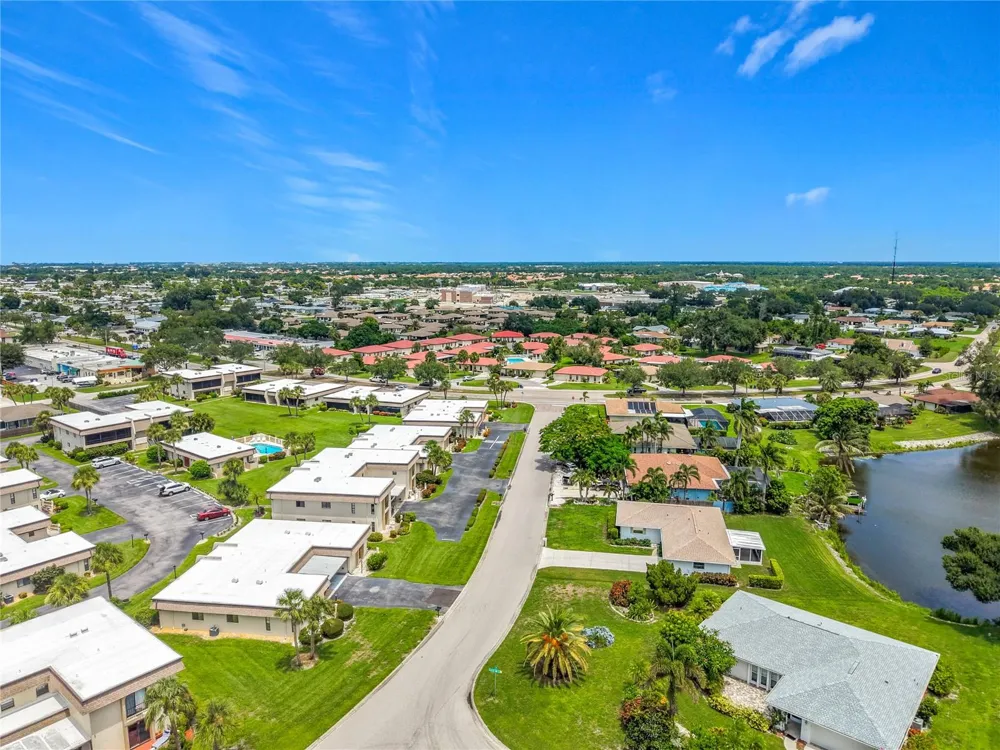 1716 LAKESIDE DRIVE #1714B Venice, FL 34293