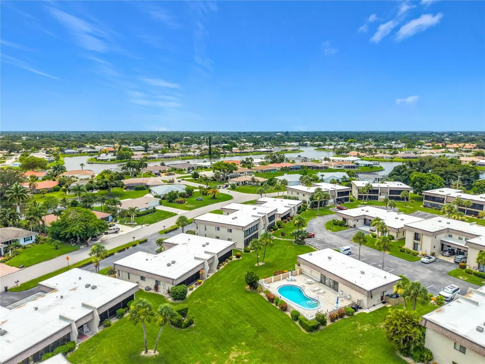 1716 LAKESIDE DRIVE #1714B Venice, FL 34293