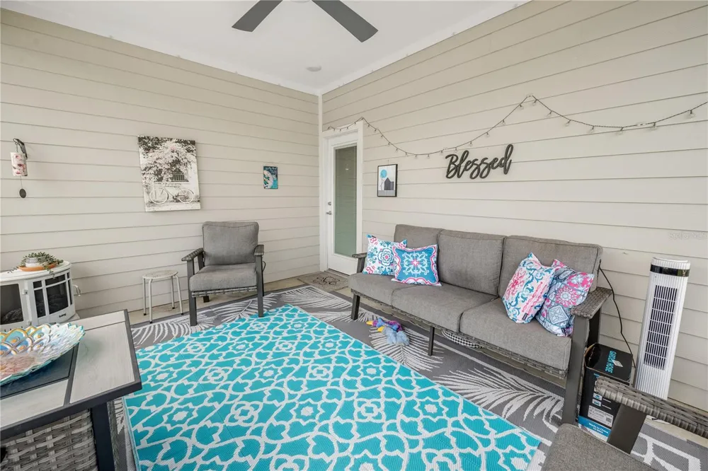 1761 SW 247TH STREET Newberry, FL 32669
