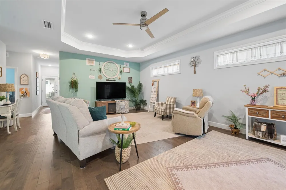 1761 SW 247TH STREET Newberry, FL 32669