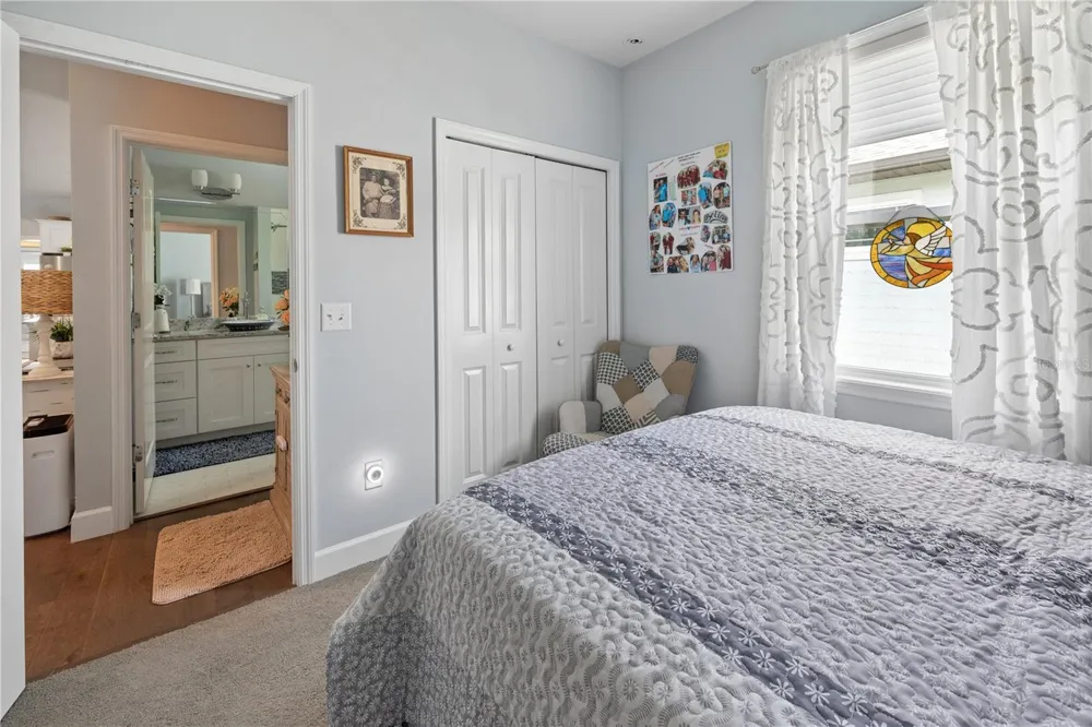 1761 SW 247TH STREET Newberry, FL 32669