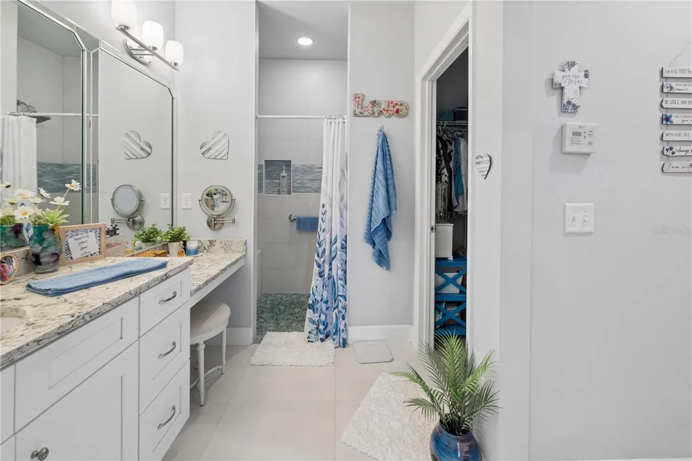1761 SW 247TH STREET Newberry, FL 32669