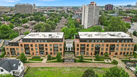 877 East Street #305