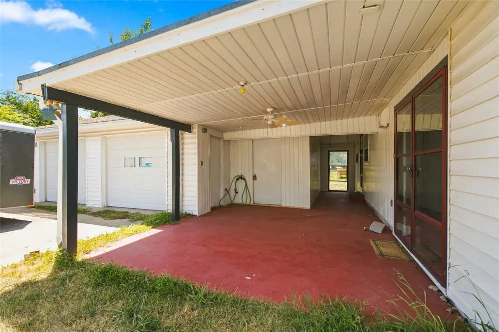 5130 Vicki Street Haltom City, TX 76117