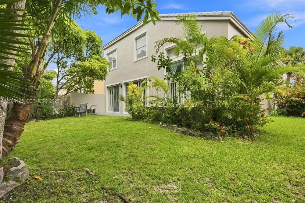 15650 NW 12th Ct Pembroke Pines, FL 33028
