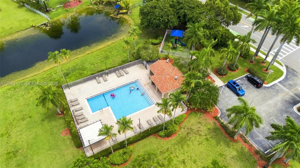 15650 NW 12th Ct Pembroke Pines, FL 33028