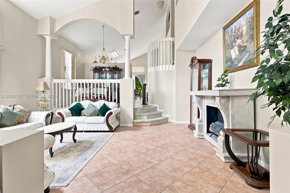 15650 NW 12th Ct Pembroke Pines, FL 33028
