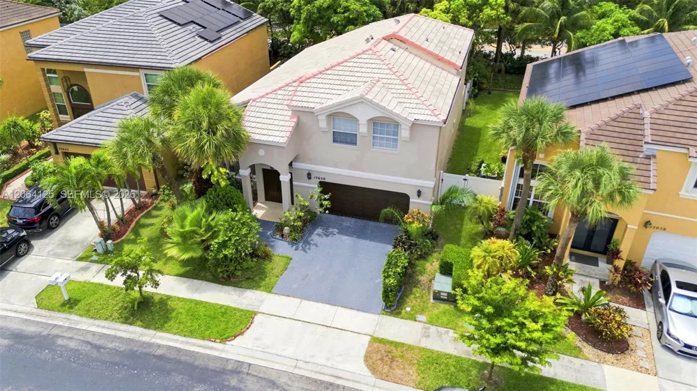 15650 NW 12th Ct Pembroke Pines, FL 33028