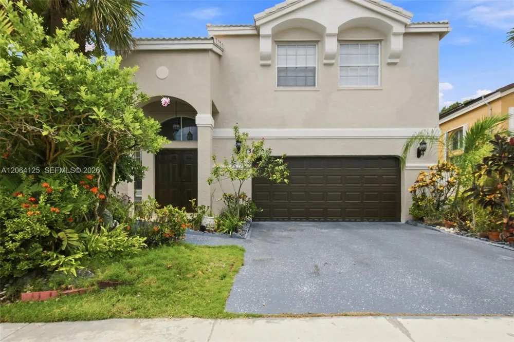 15650 NW 12th Ct Pembroke Pines, FL 33028