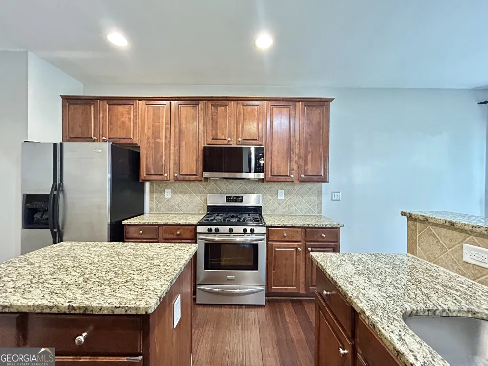 7613 Cedar Grove CT Fairburn, GA 30213