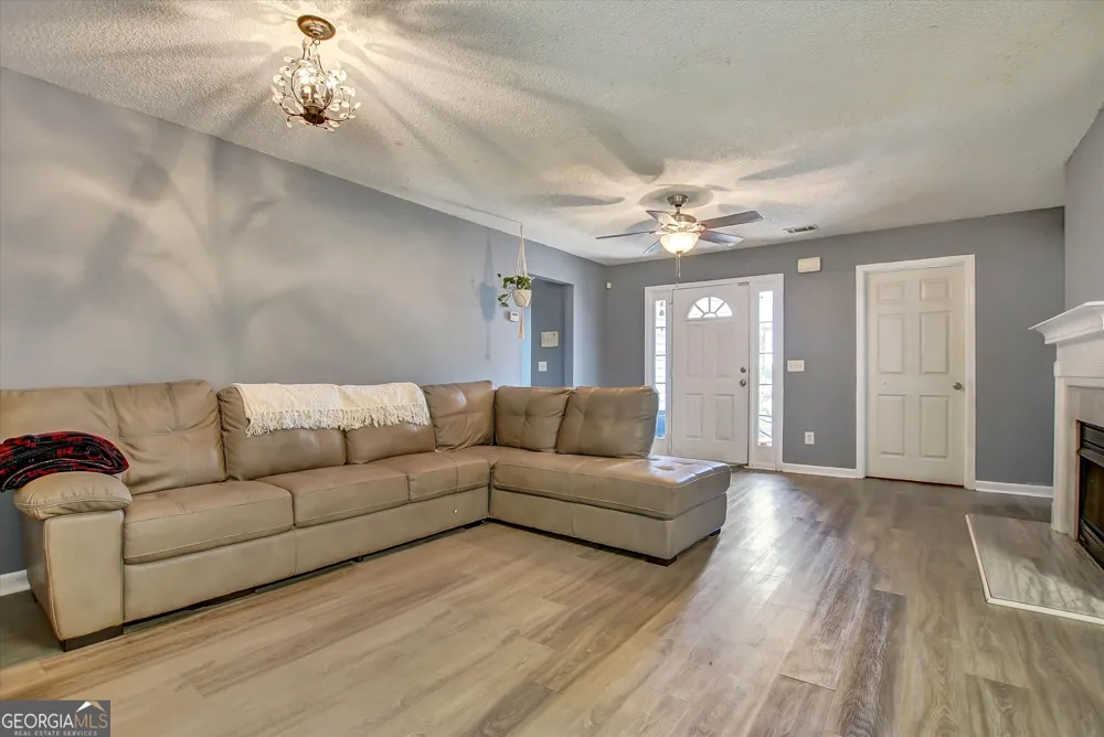 339 Regal RD Jackson, GA 30233