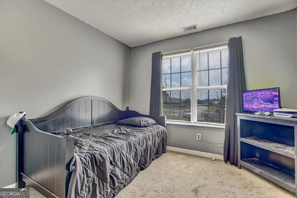 339 Regal RD Jackson, GA 30233