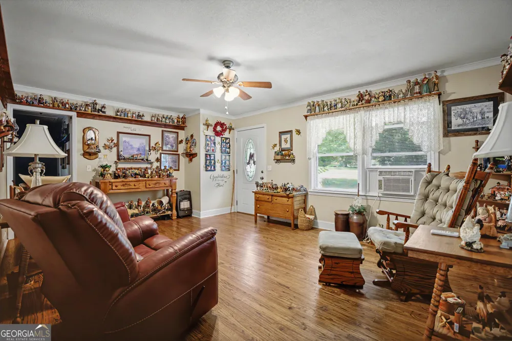151 Ginn ST Carnesville, GA 30521