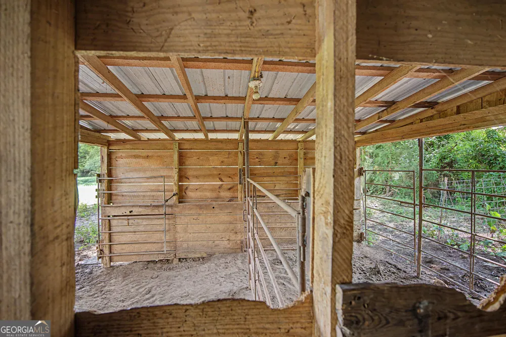 151 Ginn ST Carnesville, GA 30521