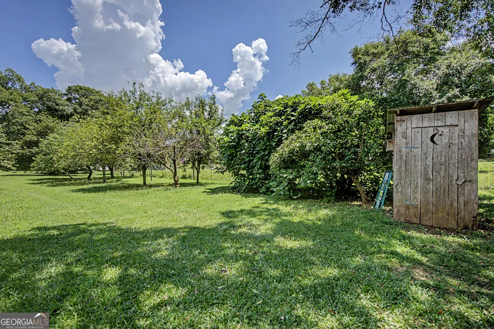 151 Ginn ST Carnesville, GA 30521
