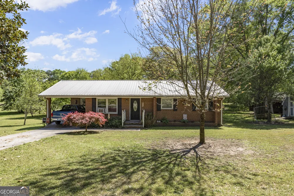 151 Ginn ST Carnesville, GA 30521